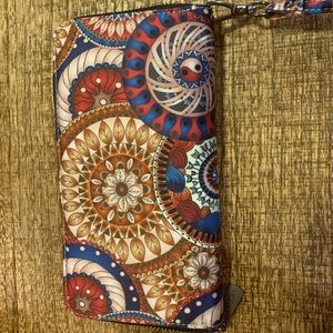 Large Wallet/Wrislet. Travel Wallet